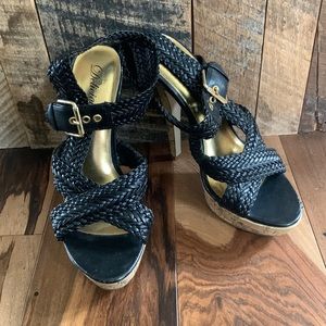 Black weaved heels - EUC